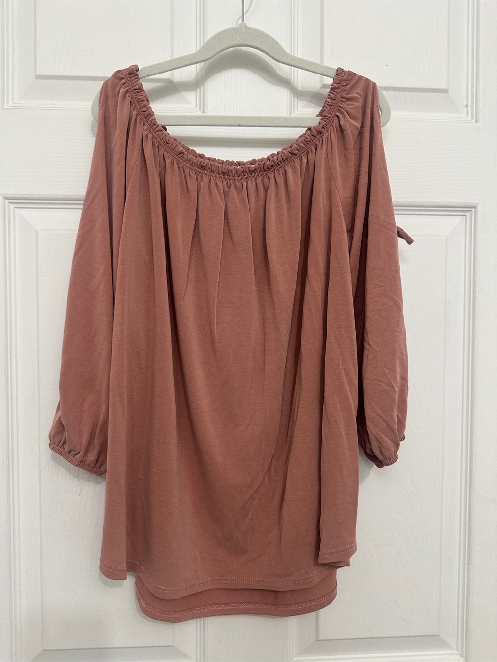 lavender field Off-Shoulder Bubble Sleeve Tunic in Dusty Rose